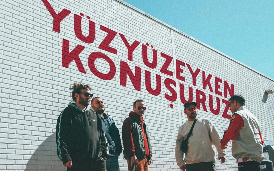 Yüzyüzeyken Konuşuruz Konseri