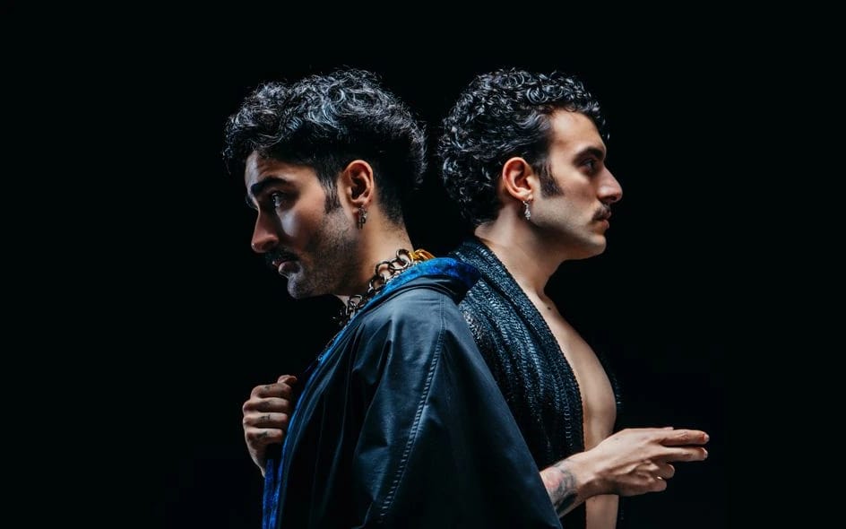 Dolu Kadehi Ters Tut Konseri